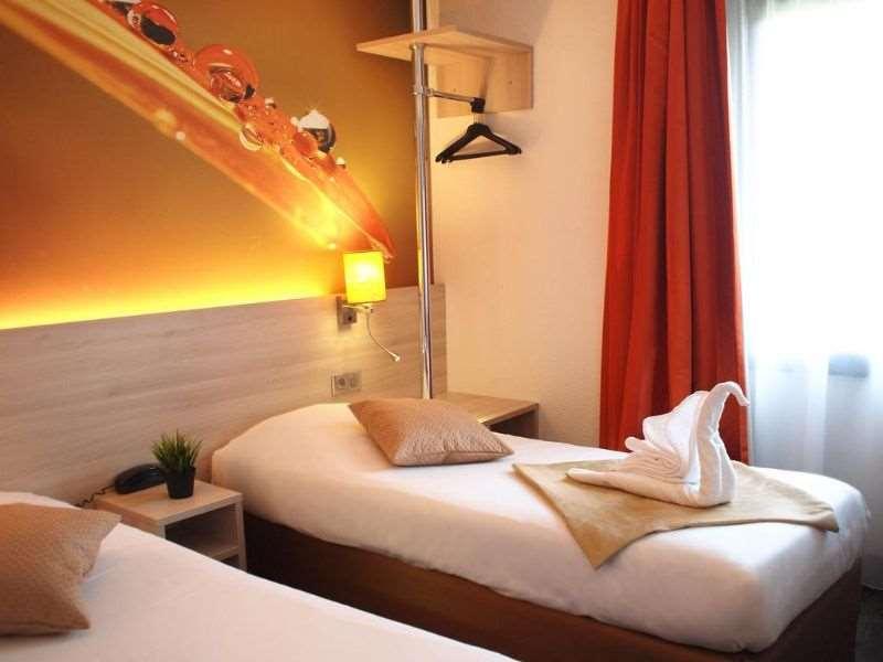 Brit Hotel Essentiel De Granville Bilik gambar
